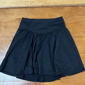 Gilly Hicks Hollister Black Athletic Skirt - Bulit-in Shorts